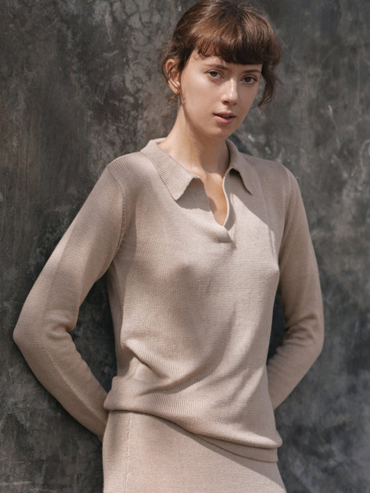 V-neck Knit Shirt - l u • c i e e